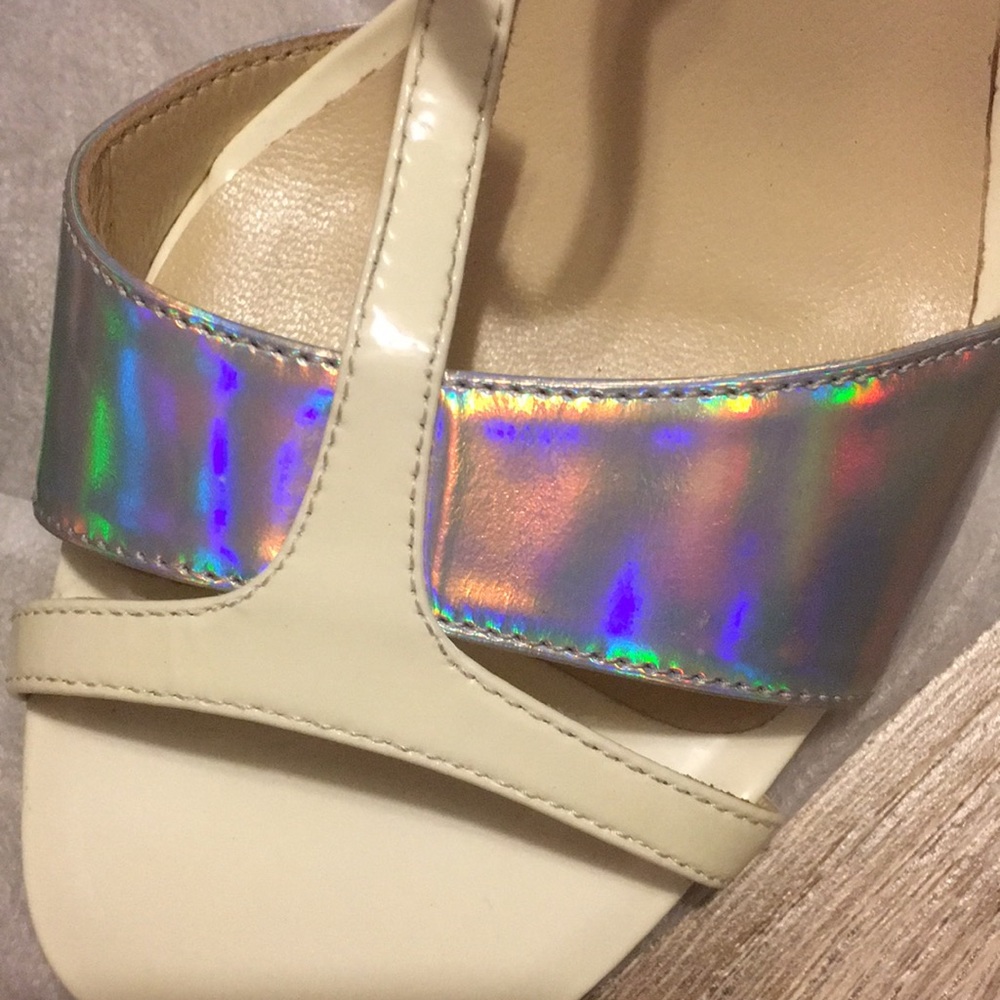 High heels - Picture 2 of 3
